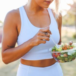 Erfolgreiche Gewichtsreduktion mit einem gesunden Kaloriendefizit