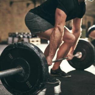 Powerlifting: So beginnst du mit der Wettkampfsportart