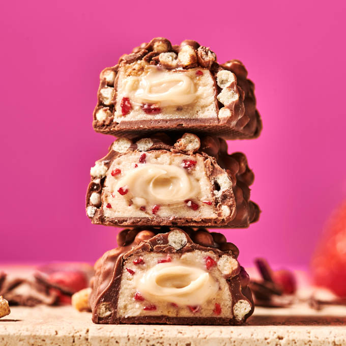 maxinutrition-creamy-core-protein-bar-strawberry-yoghurt