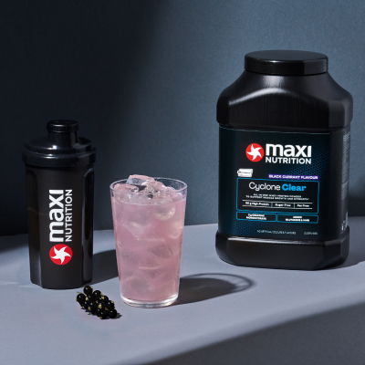 maxinutrition-cyclone-clear-whey-protein-black-currant-mood