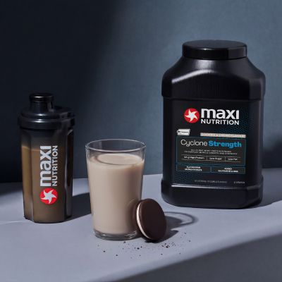 maxinutrition-cyclone-strength-whey-protein-cookies-cream-mood