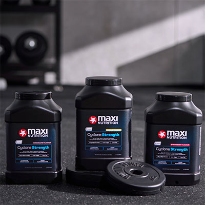 maxinutrition-cyclone-strength-whey-protein-gruppe