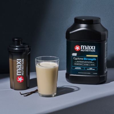 maxinutrition-cyclone-strength-whey-protein-vanilla-flavour