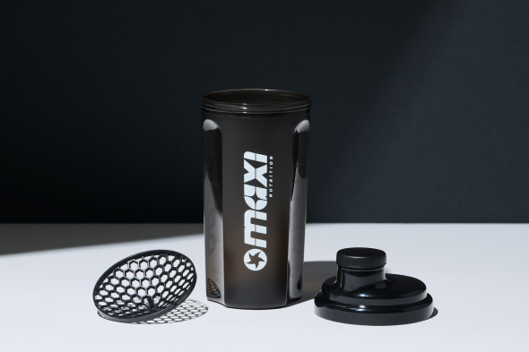 maxinutrition-shaker-schwarz-mit-logo-500ml-mood